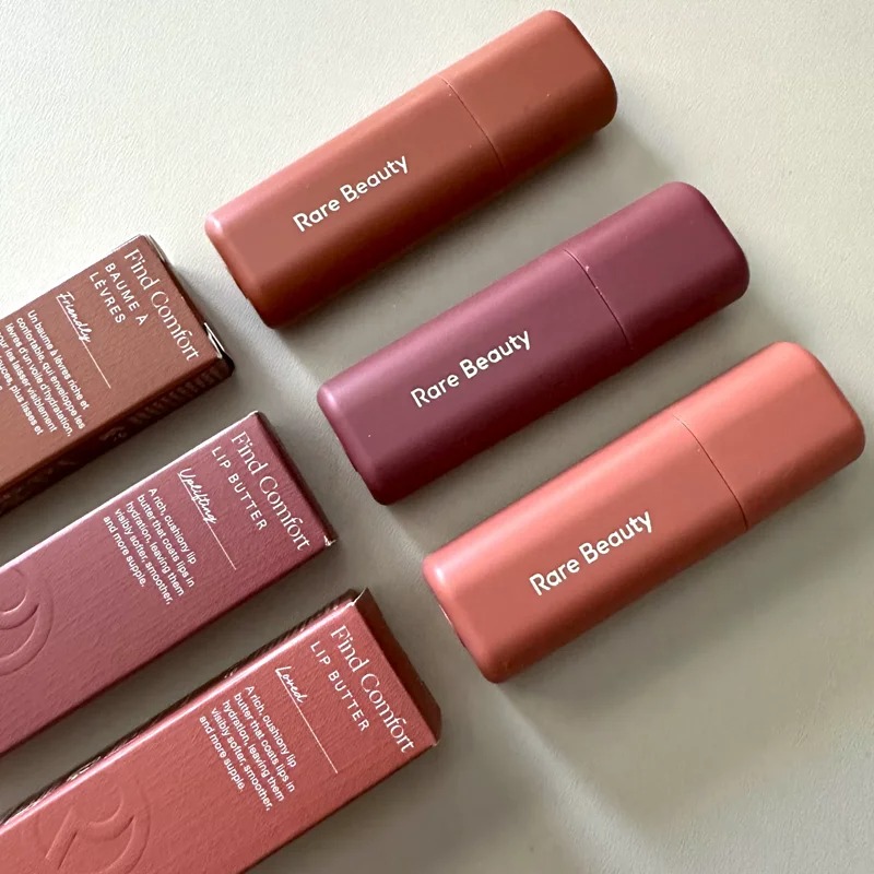 레어 뷰티 뉴 버터 립밤 모이스춰라이징 플럼핑 립글로스 - Lip Gloss Plumping 리뷰 및 가격