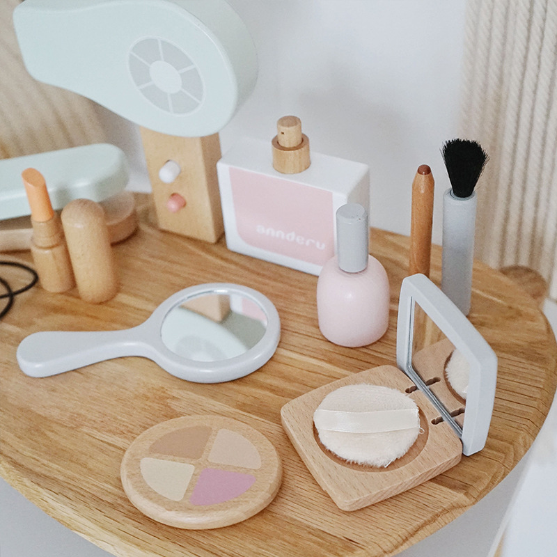 새로운 어린이 나무 시뮬레이션 메이크업 장난감 세트 몬 - Beauty Makeup Game 리뷰 및 가격
